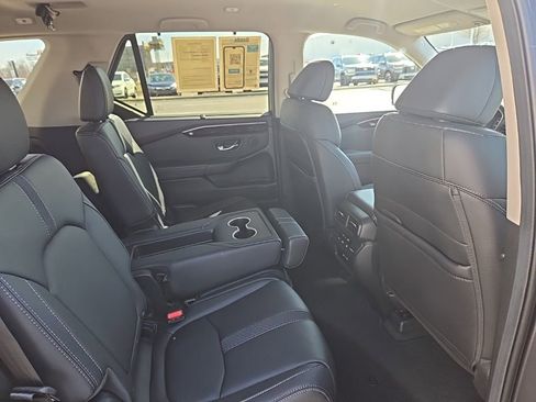 Certified 2025 Honda Pilot EX-L image 30