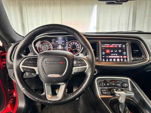 Used 2015 Dodge Challenger SXT Plus RWD image 12