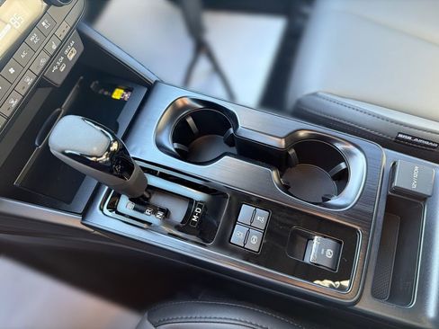 New 2026 Subaru Outback Premium image 27