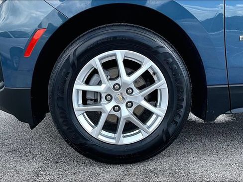 Used 2024 Chevrolet Equinox LS w/ LS Convenience Package FWD image 34