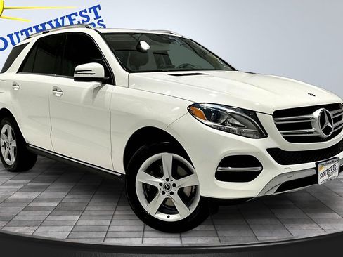 Used 2018 Mercedes-Benz GLE 350 4MATIC image 3