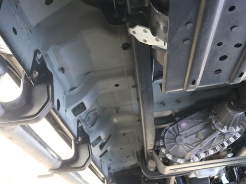 Used 2001 Ford F250 XLT image 26