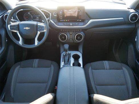 Used 2023 Chevrolet Blazer LT image 13