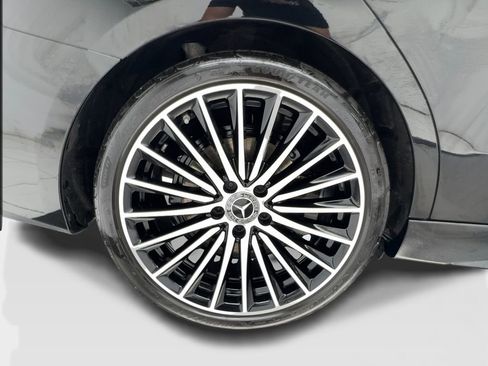 Used 2023 Mercedes-Benz C 300 Sedan image 14
