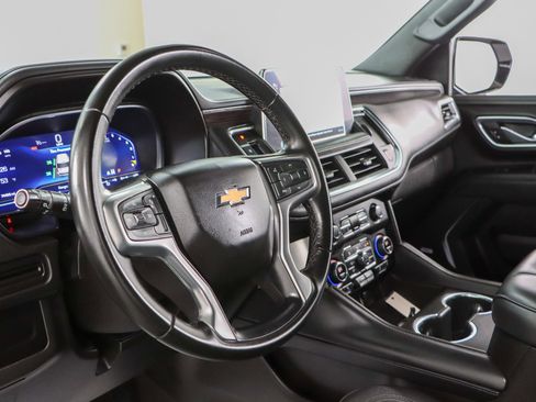 Used 2023 Chevrolet Suburban LT image 25