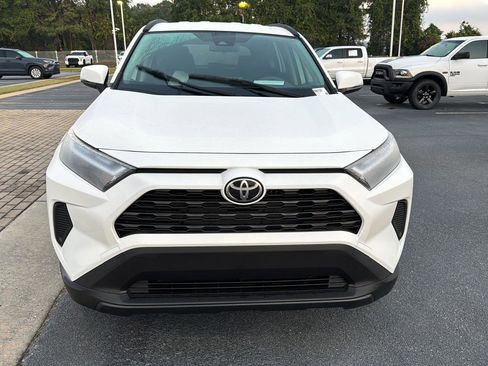 New 2025 Toyota RAV4 LE image 7