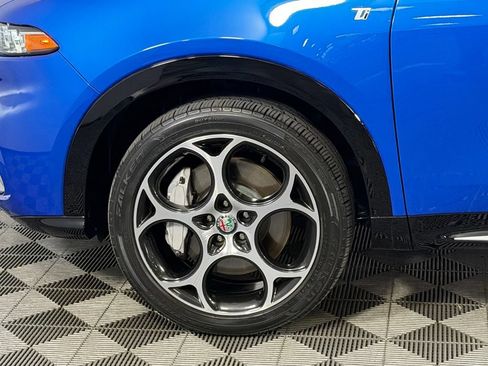 Used 2024 Alfa Romeo Tonale Ti AWD/4WD image 9
