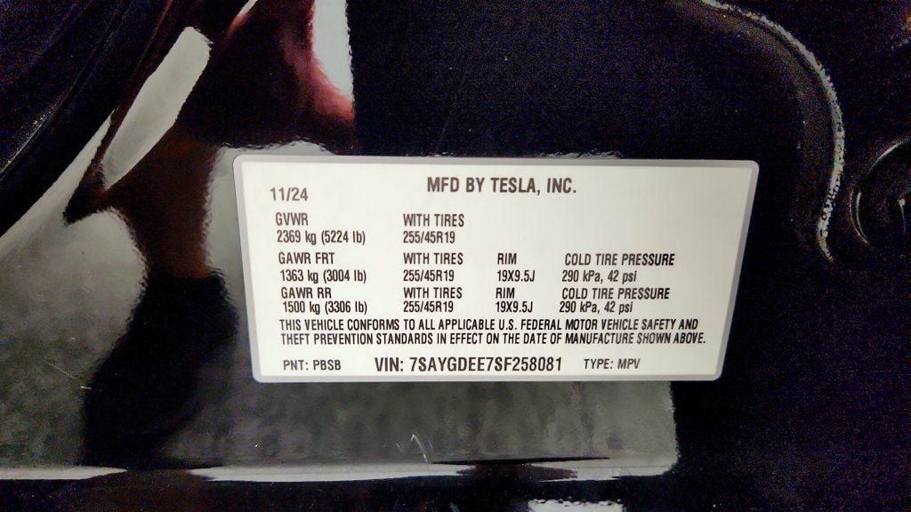 Used 2025 Tesla Model Y Long Range AWD/4WD image 22