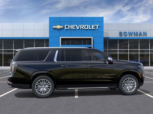New 2026 Chevrolet Suburban Premier AWD/4WD image 5