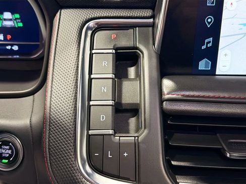 Used 2024 Chevrolet Tahoe RST w/ Luxury Package image 17