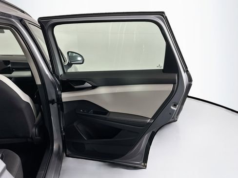 Used 2025 Volkswagen Taos S image 28