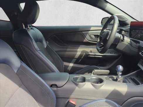 Used 2024 Ford Mustang Dark Horse image 21
