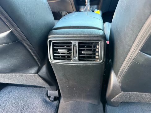 Used 2017 Nissan Rogue SL w/ SL Premium Package image 26