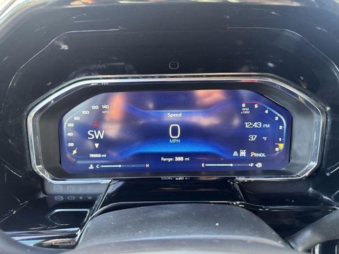 Used 2024 Chevrolet Silverado 2500 LT w/ Convenience Package AWD/4WD image 12