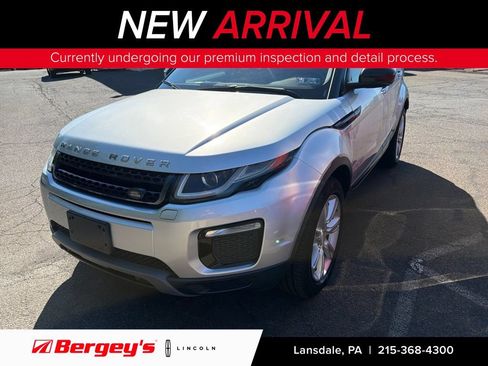 Used 2016 Land Rover Range Rover Evoque SE AWD/4WD image 1