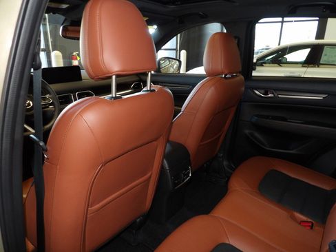 Certified 2024 MAZDA CX-5 Carbon Edition image 22