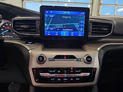 Used 2023 Ford Explorer XLT w/ Equipment Group 202A image 23