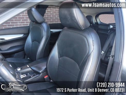 Used 2019 INFINITI QX50 Essential w/ Premium Heat Package image 14