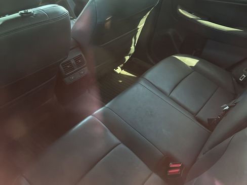 Used 2015 Subaru Outback 3.6R Limited image 6