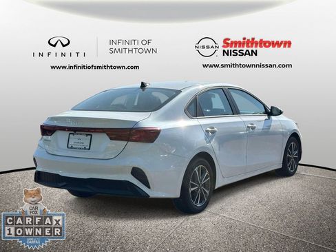 Used 2022 Kia Forte LXS FWD image 8