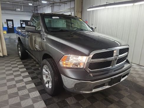 Used 2019 RAM 1500 Tradesman w/ Chrome Appearance Group RWD image 6