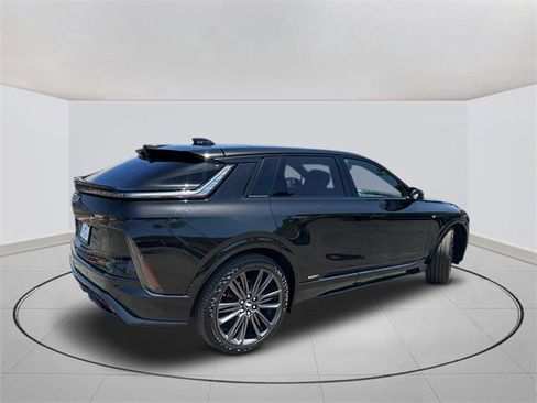 New 2026 Cadillac Lyriq V w/ Exterior Carbon Fiber Package image 5