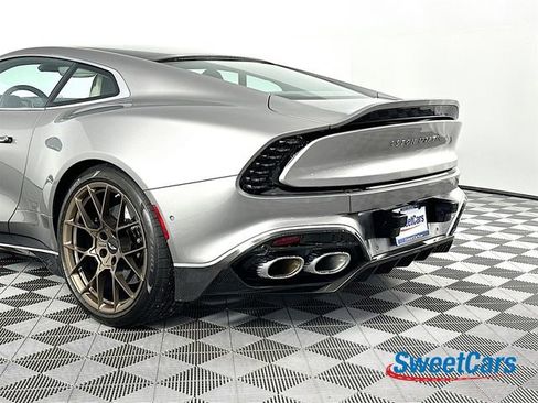 Used 2025 Aston Martin Vanquish image 46