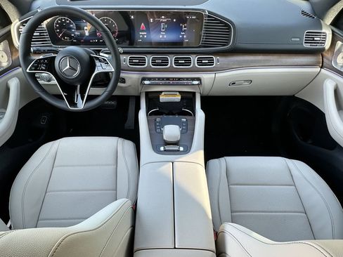 New 2025 Mercedes-Benz GLE 450 4MATIC image 27