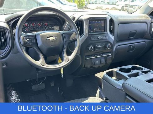 Used 2020 Chevrolet Silverado 1500 Custom w/ Custom Value Package AWD/4WD image 2