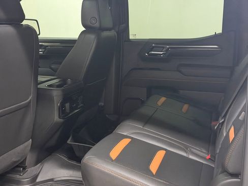 Certified 2023 GMC Sierra 1500 AT4 w/ AT4 Preferred Package image 36