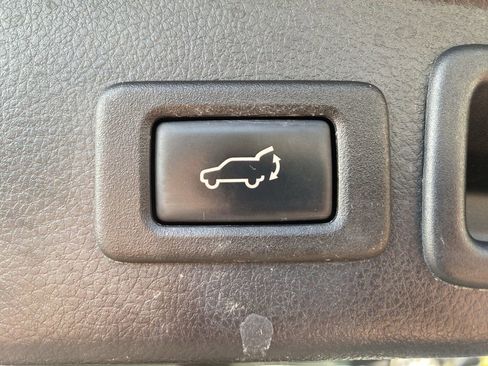 Used 2017 Subaru Forester 2.5i Touring image 28