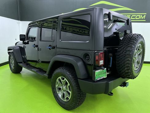 Used 2015 Jeep Wrangler Unlimited Rubicon AWD/4WD image 7