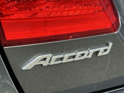 Used 2013 Honda Accord LX image 17