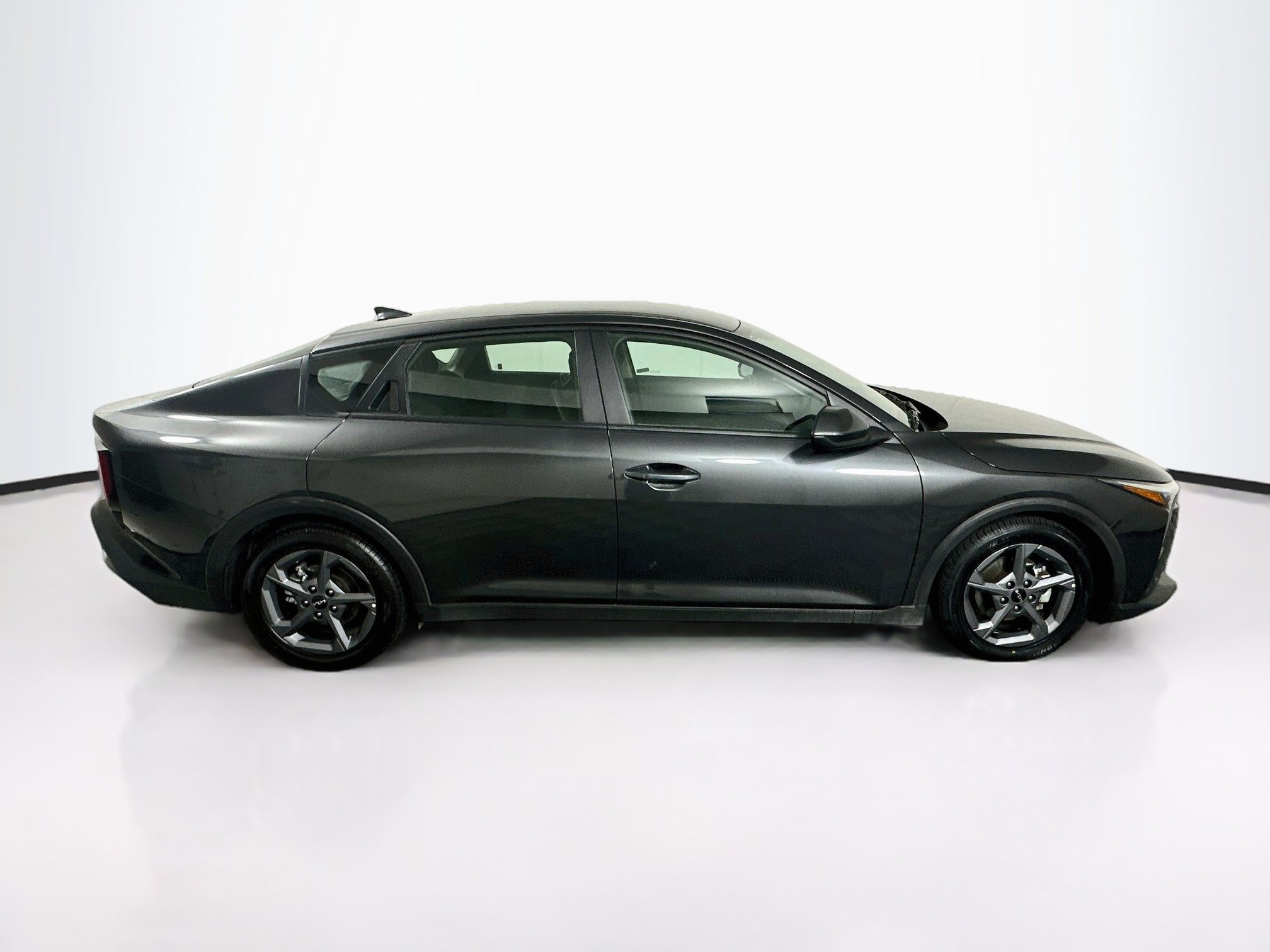 Used 2025 Kia K4 FWD image 10