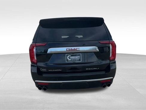 Certified 2021 GMC Yukon Denali image 8