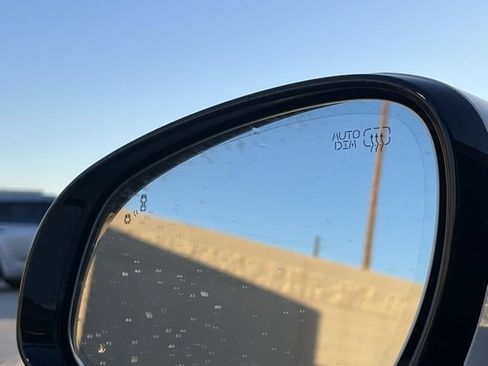 Used 2023 Genesis G70 3.3T w/ Sport Advanced Package image 11