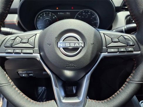 New 2025 Nissan Versa SR w/ Trunk Package image 19