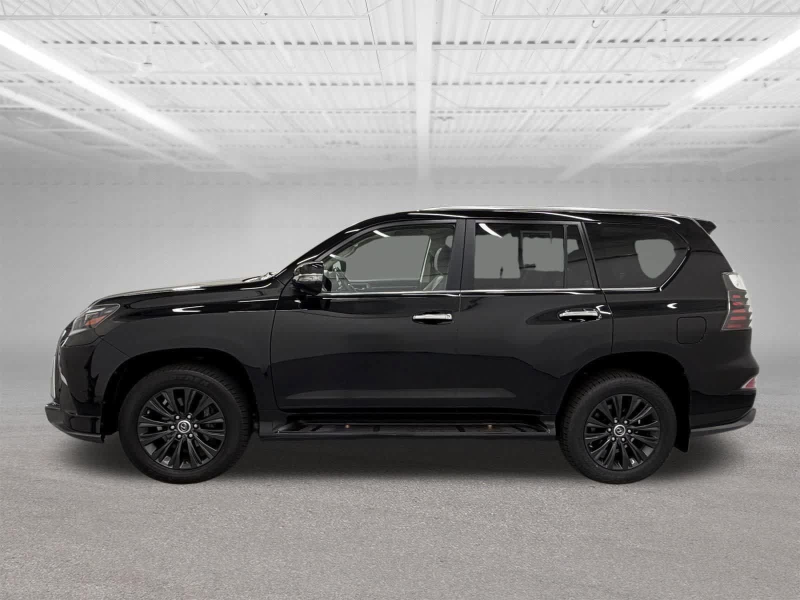 Used 2023 Lexus GX 460 Premium AWD/4WD image 2