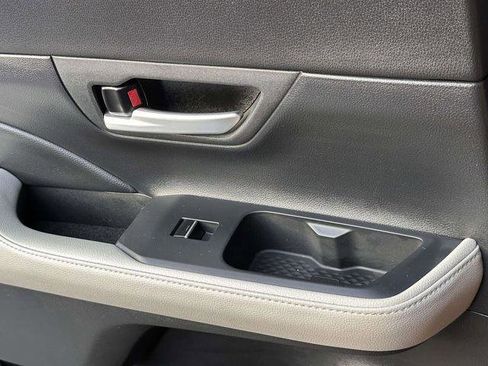 Used 2024 Toyota Grand Highlander Limited image 20