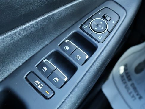 Used 2023 Hyundai Santa Fe SEL image 16