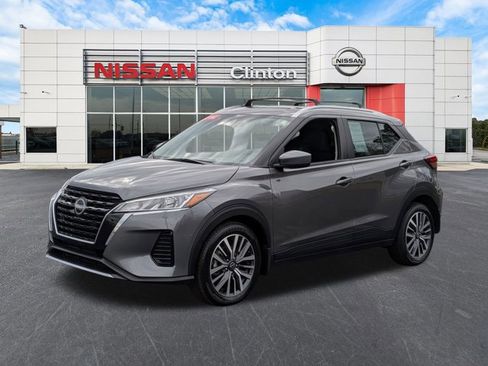 Certified 2024 Nissan Kicks SV w/ Interior Electronics Package image 7