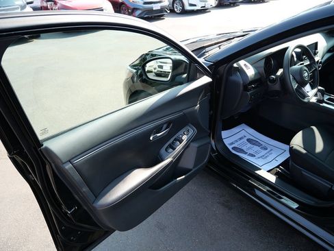 Used 2020 Nissan Sentra S FWD image 14