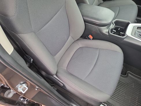 Certified 2023 Toyota RAV4 LE AWD/4WD image 16