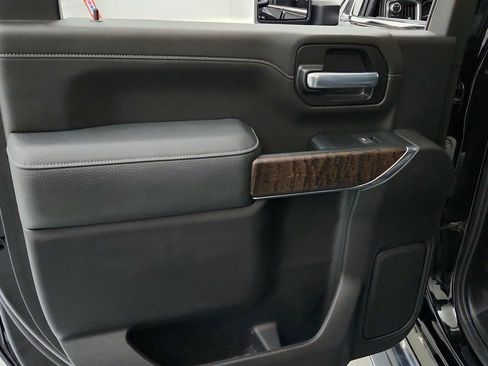 Used 2023 GMC Sierra 2500 Denali w/ Denali Ultimate Package AWD/4WD image 21