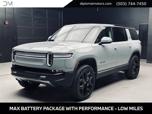 Used 2024 Rivian R1S Adventure Dual AWD/4WD image 1