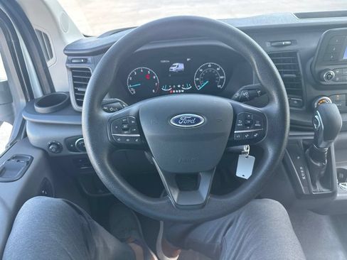 Used 2025 Ford Transit 250 Low Roof w/ Exterior Upgrade Package RWD image 9