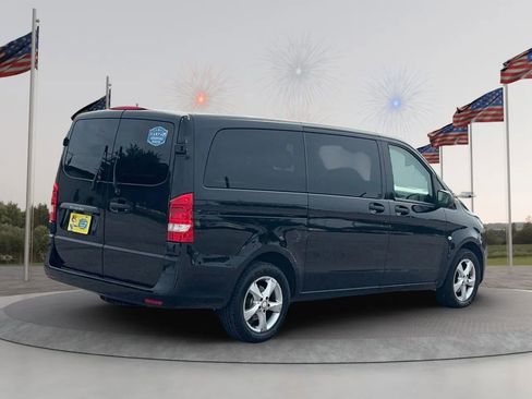 Used 2018 Mercedes-Benz Metris Passenger image 6