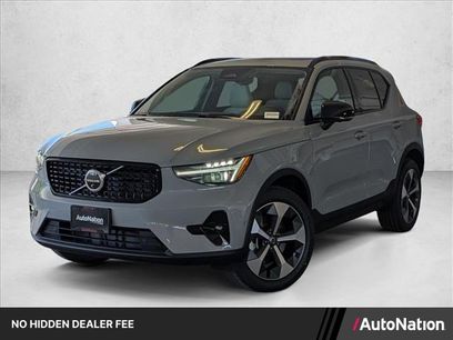 New 2026 Volvo XC40 B5 Plus w/ Protection Package Premier