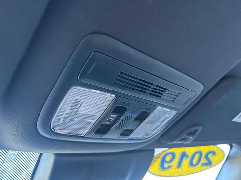 Used 2019 Honda Civic EX image 18
