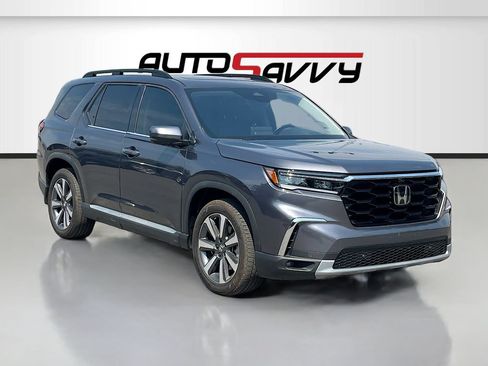Used 2023 Honda Pilot Elite image 1